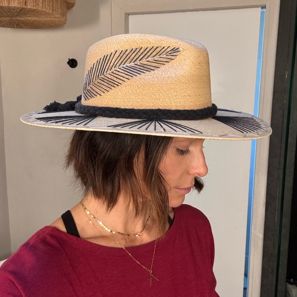 CORAZÓN PLAYERO Fedora hat “KAPALUA BLACK and SILVER”